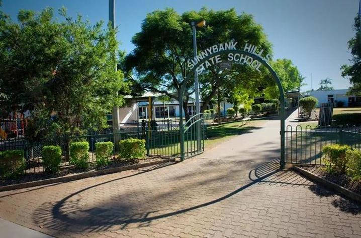 澳洲 hills college