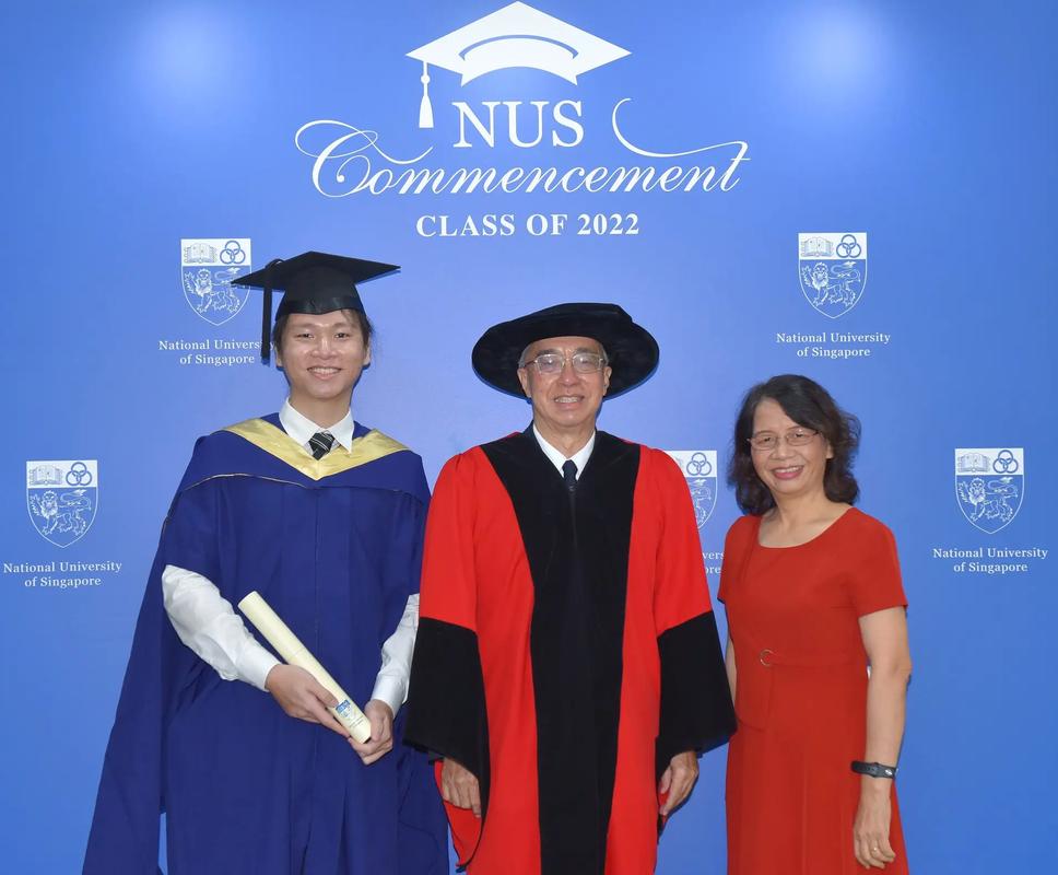 新加坡大学毕业后去韩国