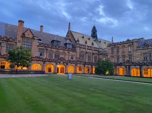 澳洲 geelong 学校