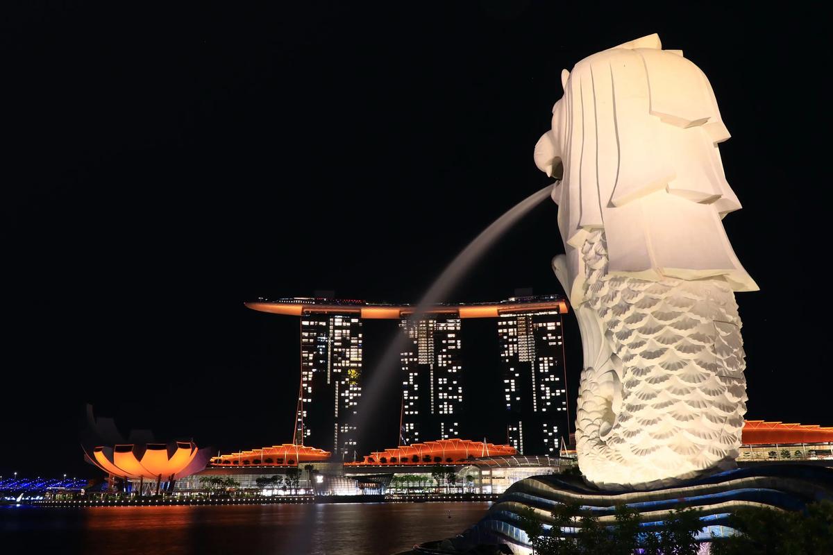 新加坡和澳洲环境哪个好