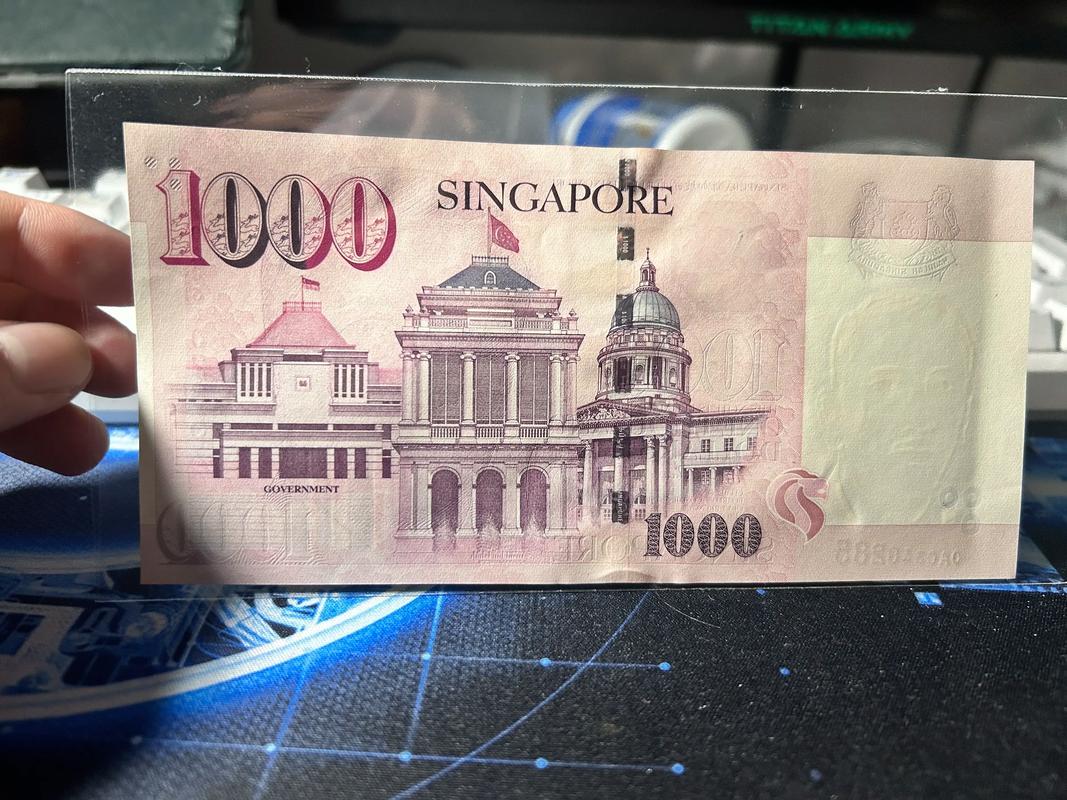 100元换多少新加坡币